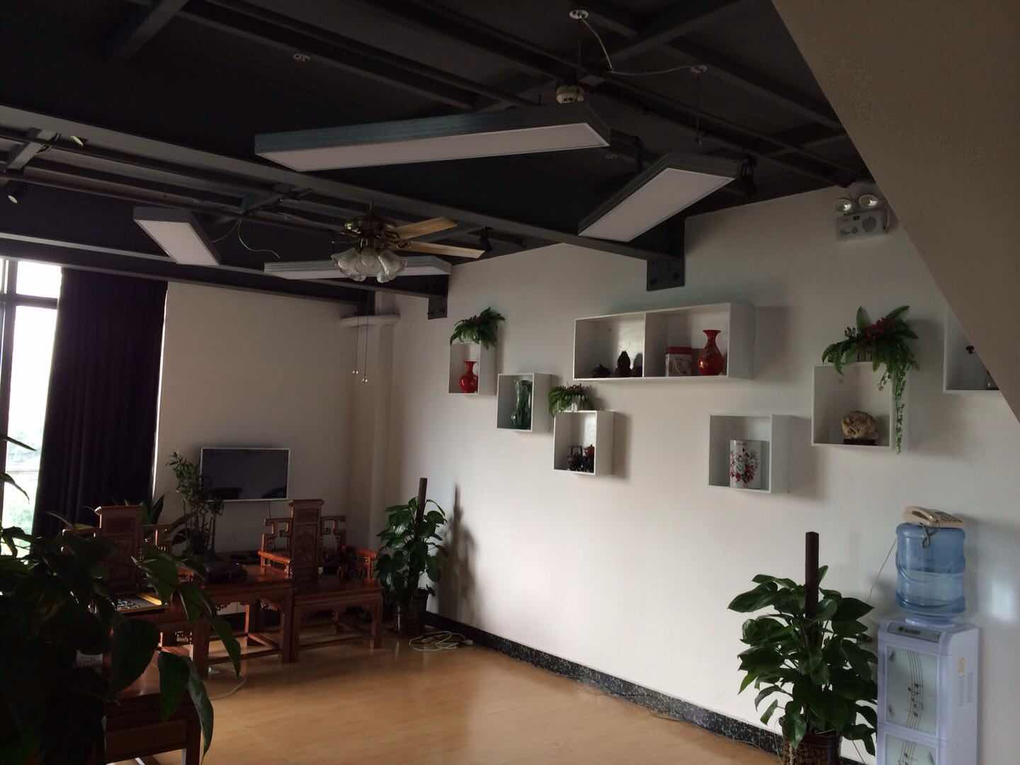 番禺裝修公司 番禺裝飾公司電話(huà) 番禺辦公室裝修公司 番禺廠(chǎng)房裝修公司 番禺寫(xiě)字樓裝修公司 番禺店鋪裝修公司 番禺設計公司 市橋裝修公司 番禺樓盤(pán)裝修公司 番禺別墅裝修公司電話(huà) 番禺專(zhuān)業(yè)裝修公司 穗樺裝修報價(jià)